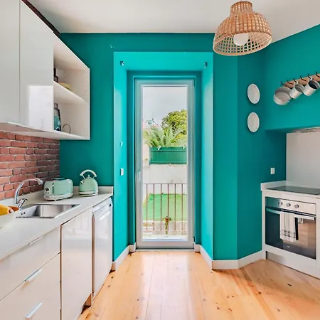 Monica's Place: A Friends' Inspired Apartman Lisboa