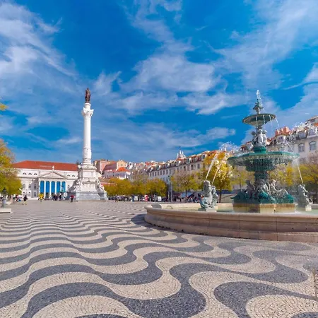 Monica's Place: A Friends' Inspired * Lisboa